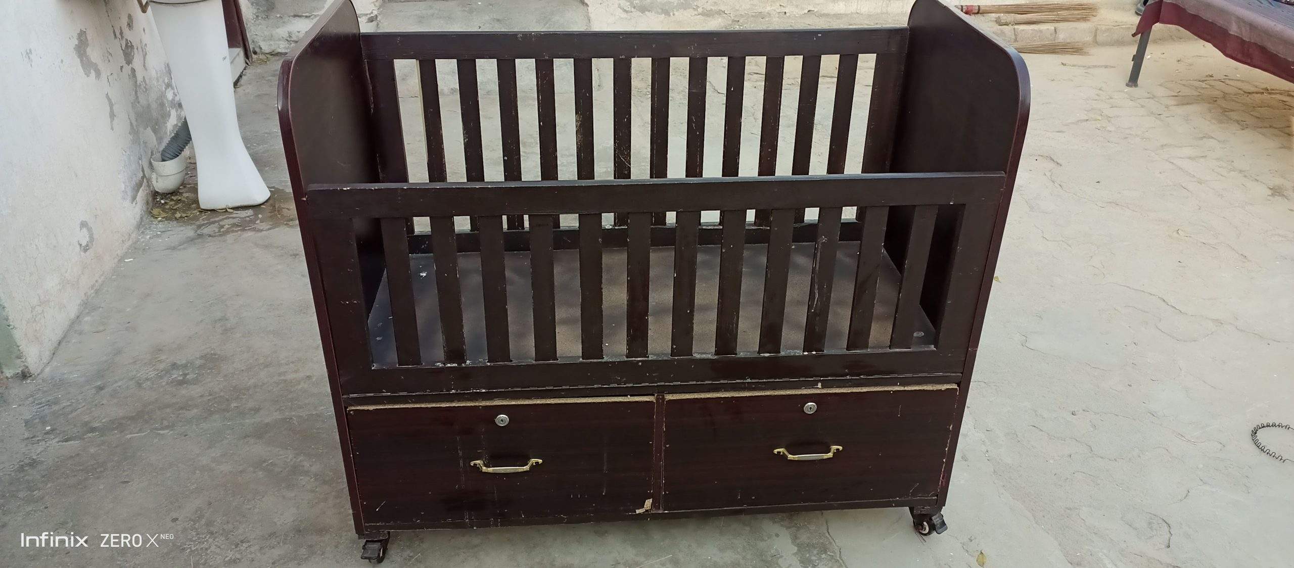 Baby cot by Sana Khan
