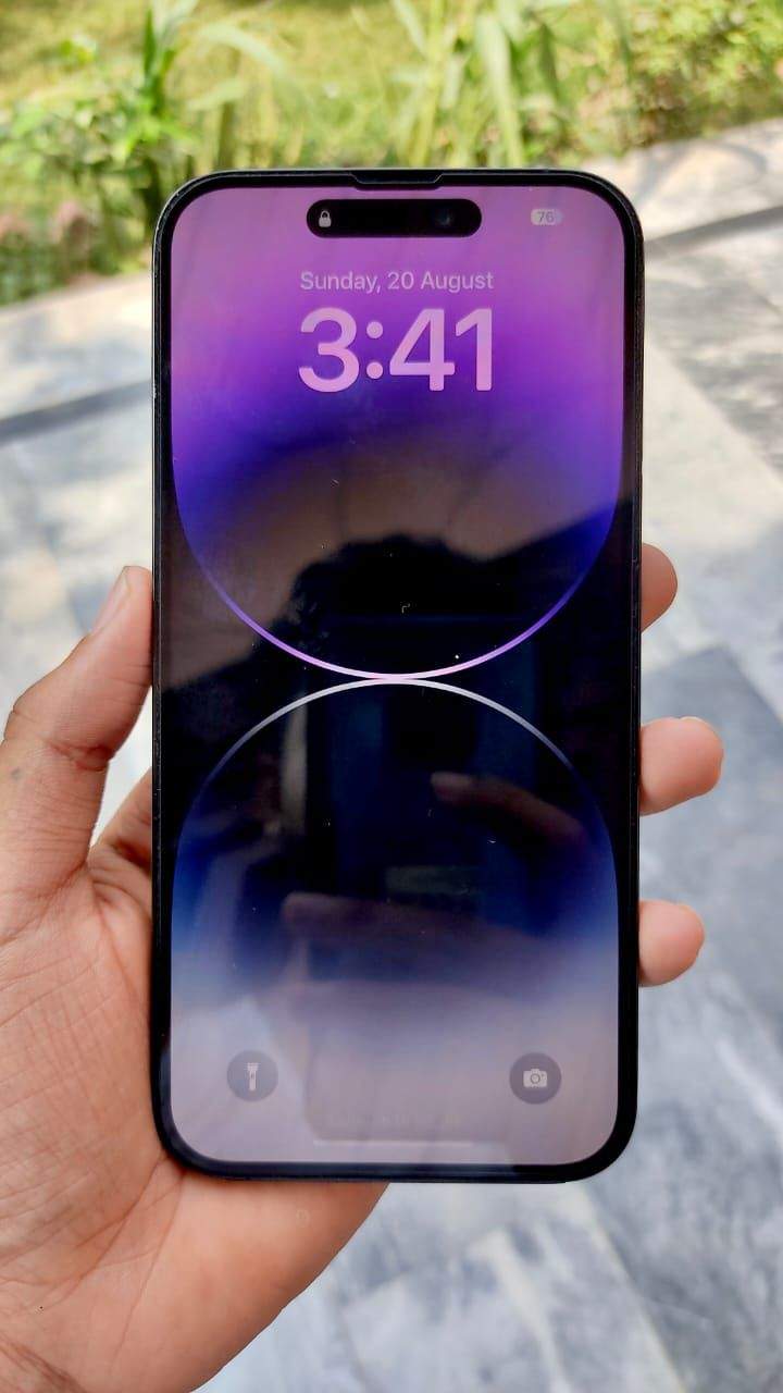 14 pro max non pta HK 256gb by So bs n Bj e