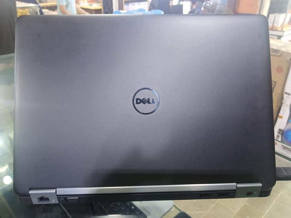 Dell latitude core i5 6th gen 10/10 conditions by Ali Raza