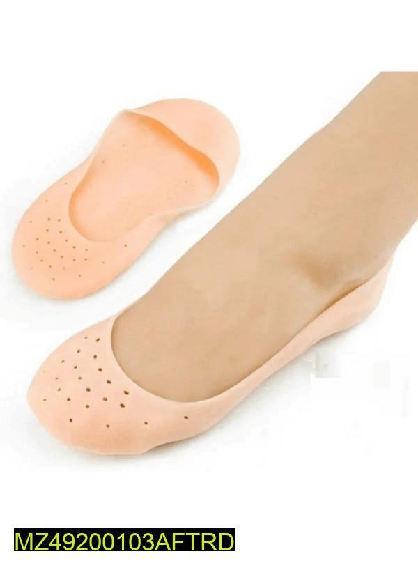 anti crack silicone socks by Cute Khan