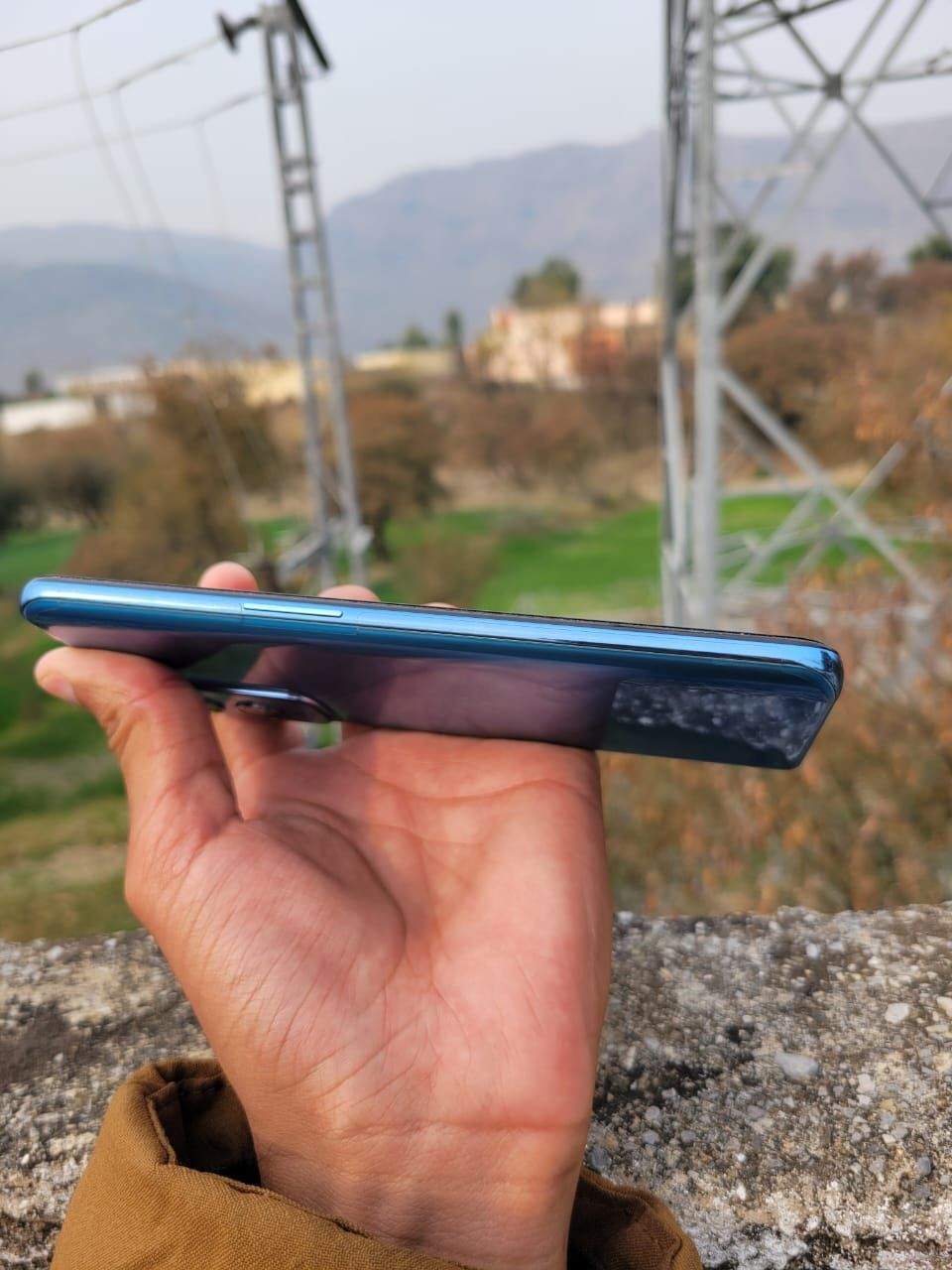 OnePlus 9 by Hammad Hussain