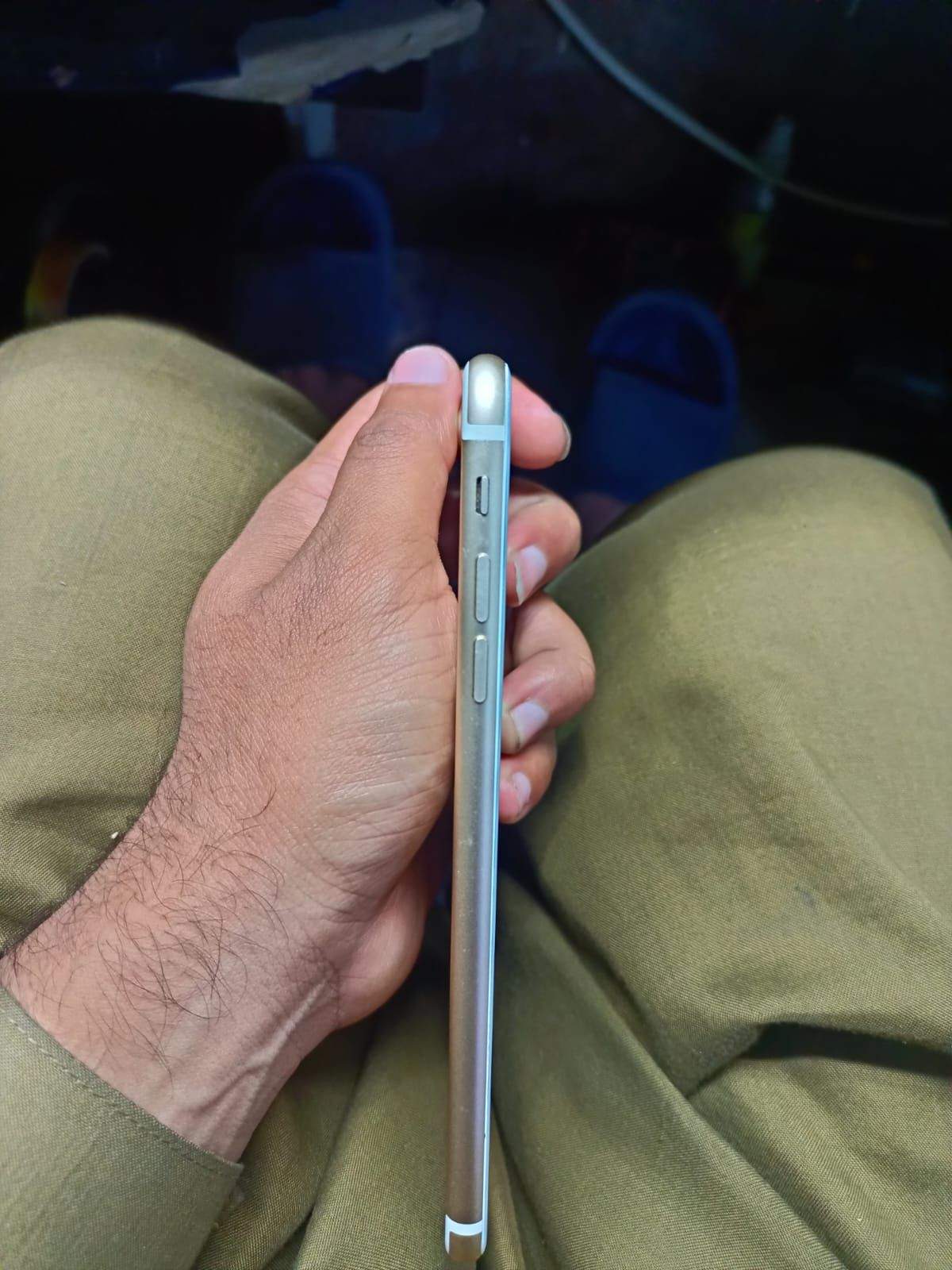 Iphone 7 plus pta approved by Ch Hadi