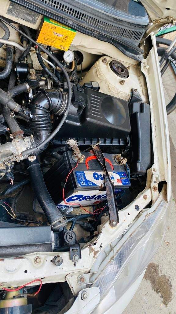 Corrola xli 2004 by Ali Haider