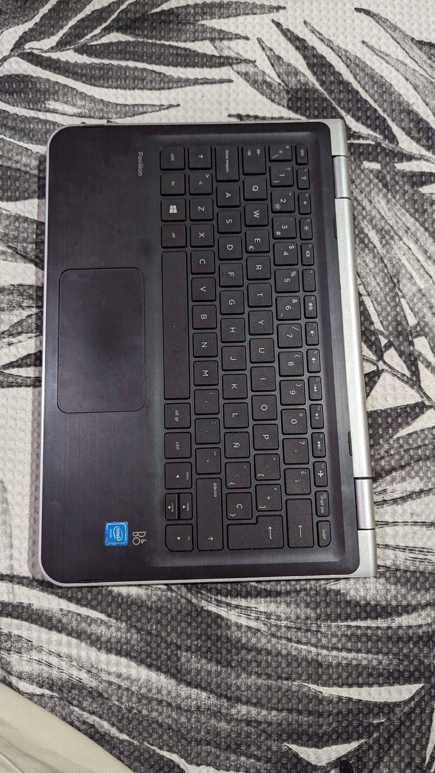 Hp Touch screen laptop by rahan khan