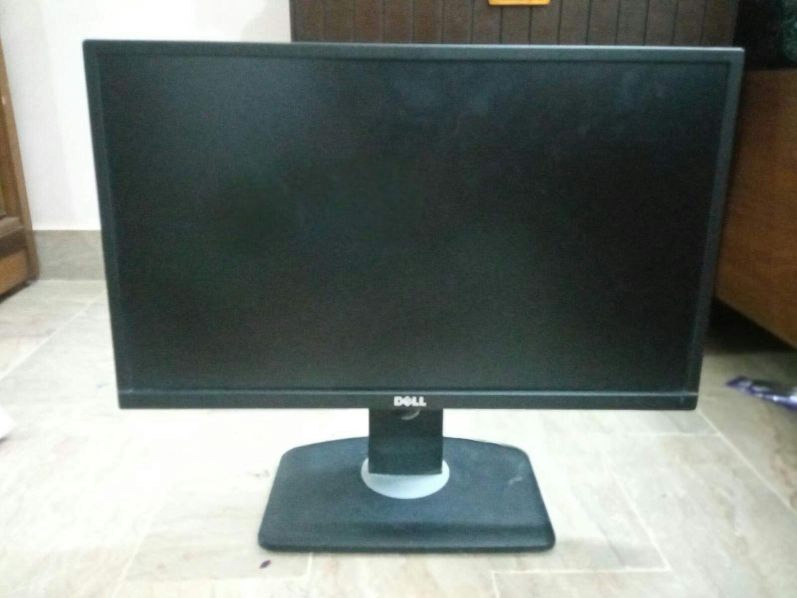 I am Selling My LCD by abdul basit