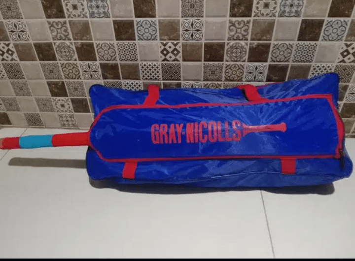 hard ball circket kit by obaid B