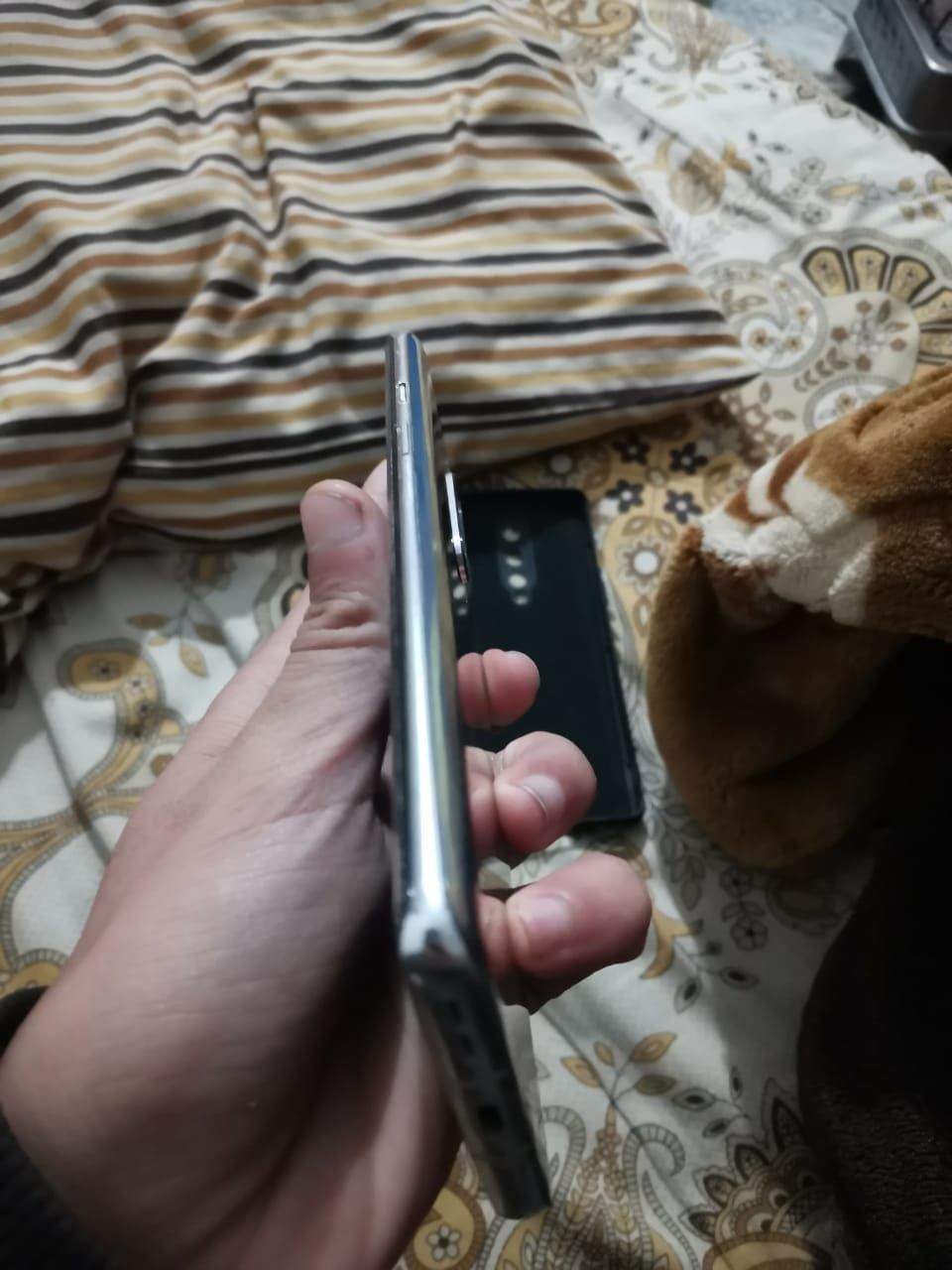 OnePlus 8 8+8 128 by ch Usman