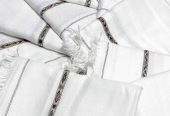 Wool Shawls by Qayyoom Jutt