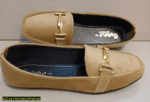 Women’s velvet casual Pumps by Muhammad Afaq