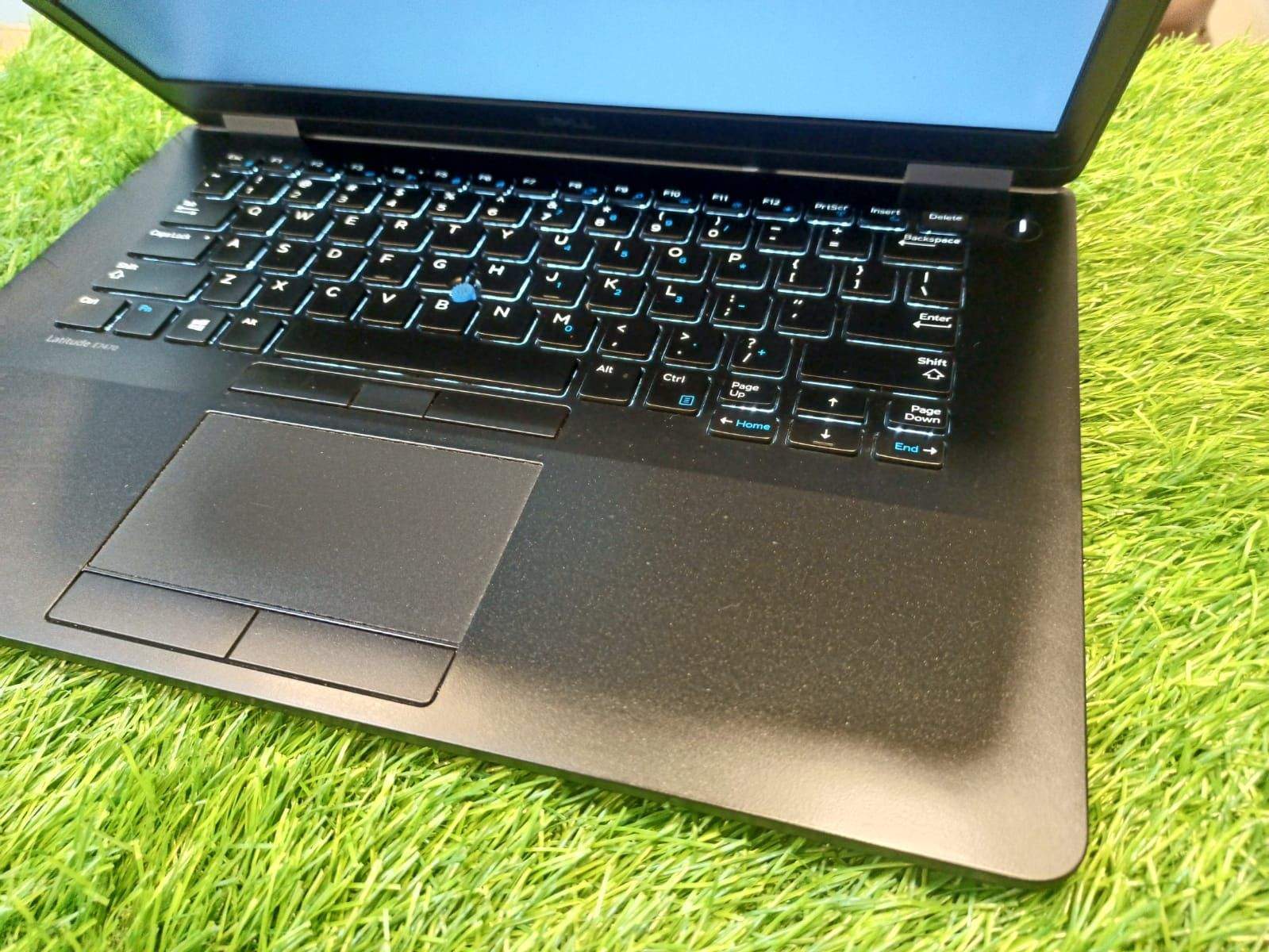 Dell 7470 ultra book I7 6th 8 gb ram 256 ssd 14 inch led Hd camera wif by Ali Raza