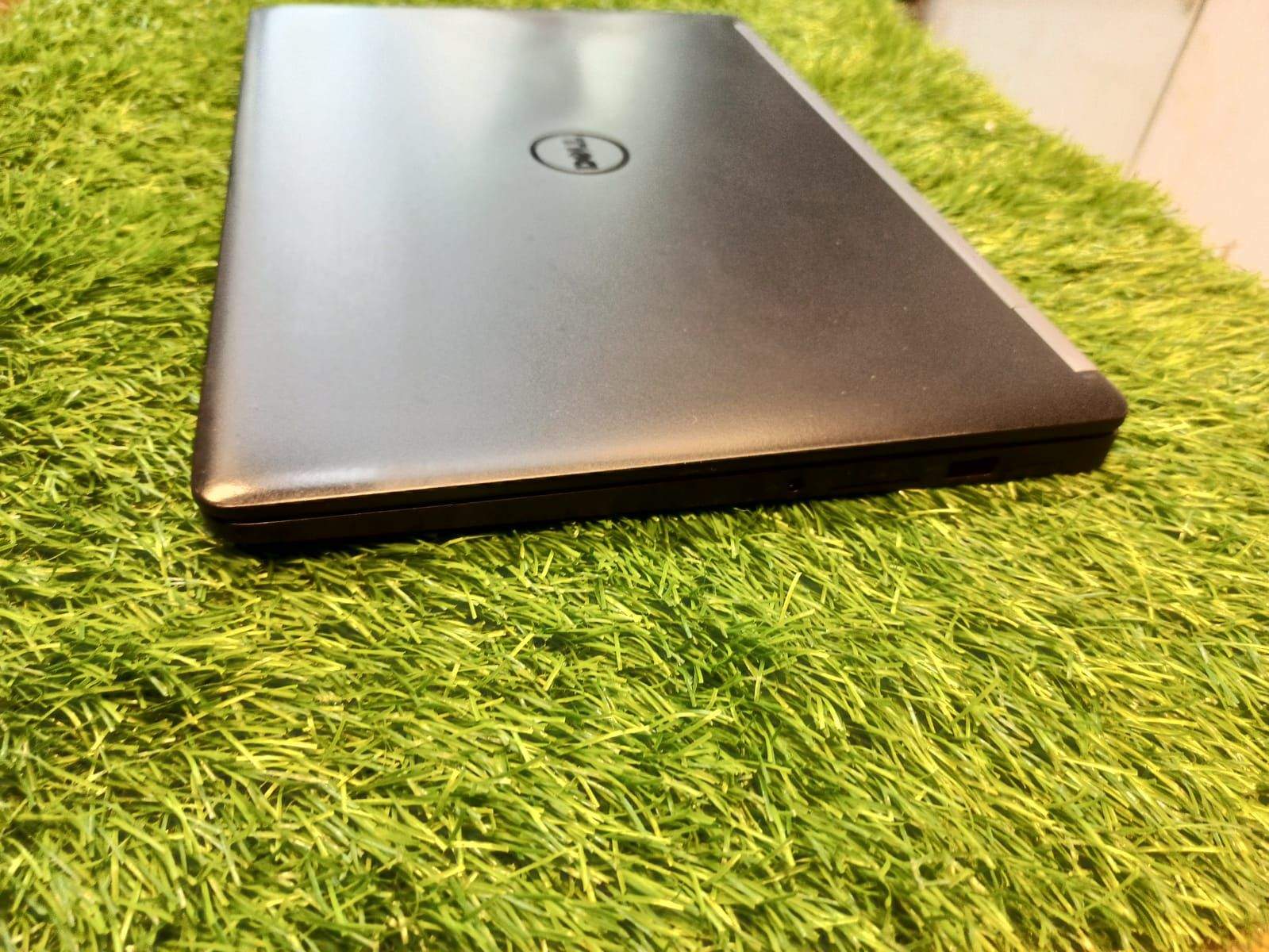 Dell 7470 ultra book I7 6th 8 gb ram 256 ssd 14 inch led Hd camera wif by Ali Raza