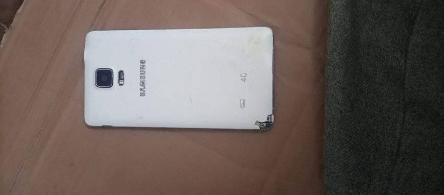 Samsung Note 4 4+32 PTA official app roof chalne me ok by Asadullah khan