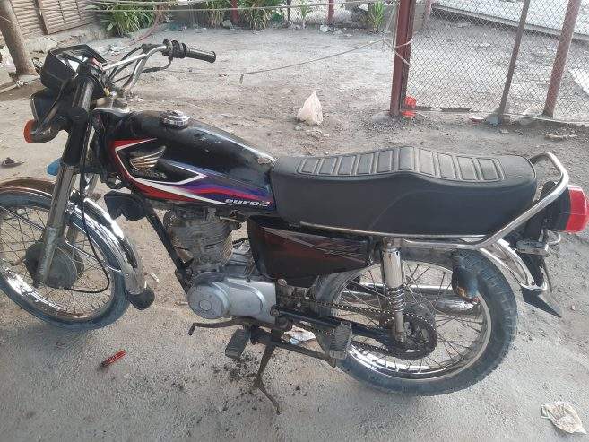 Honda 125 bawalpur by Arsu Awan