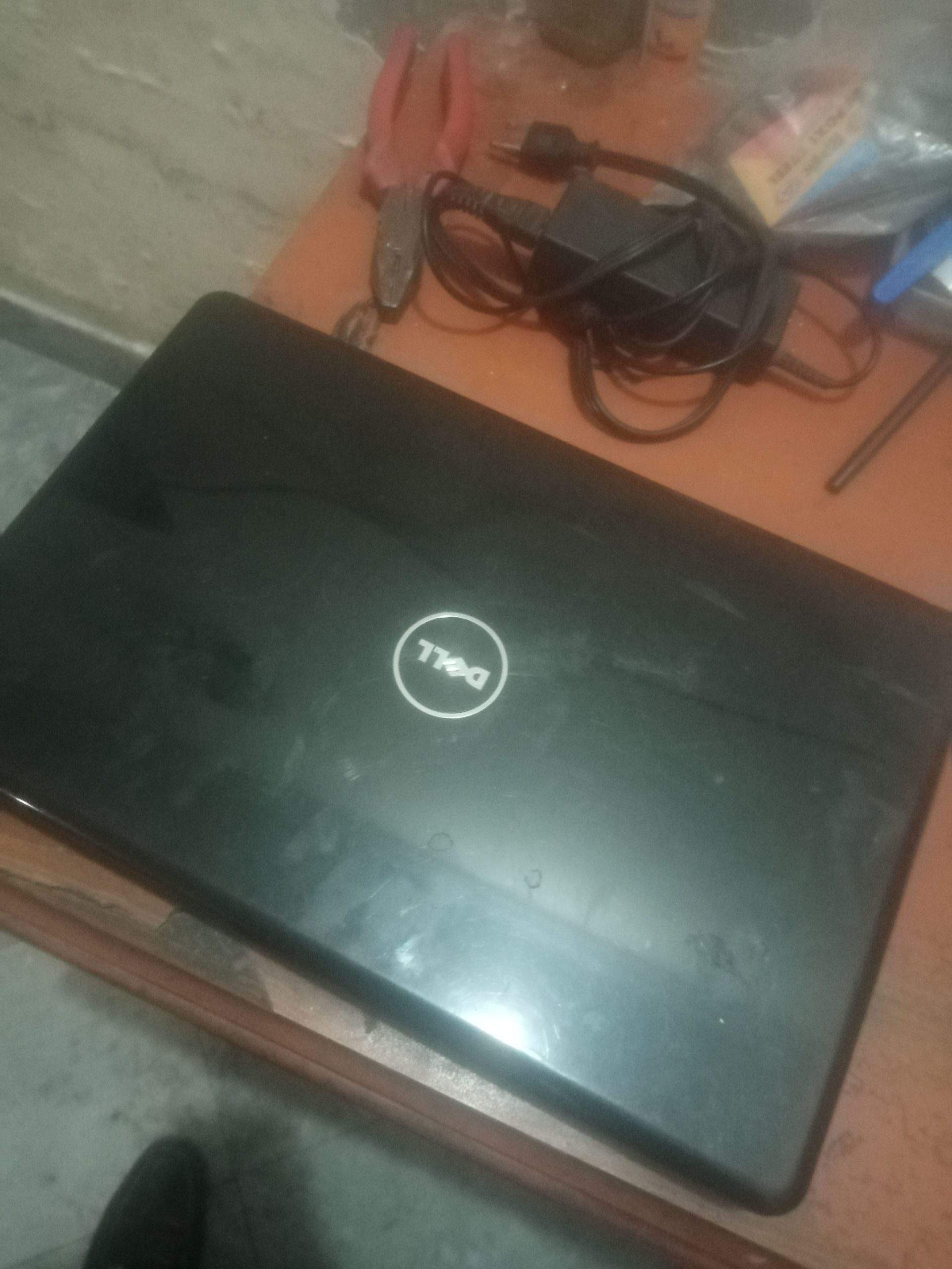 Dell Lap top best condition by Shafiq Ur Rehman Alvi