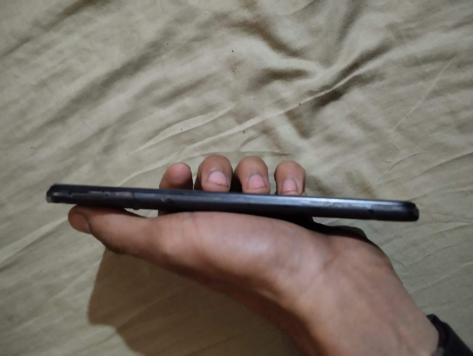 Xiaomi Redmi 10C 27000K by Haseeb Ali