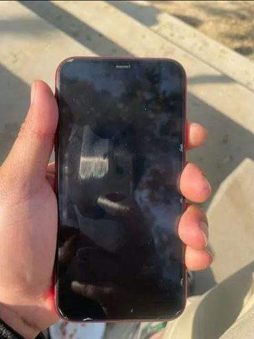 Iphone 11 red cloure non pta by Arslan Ali
