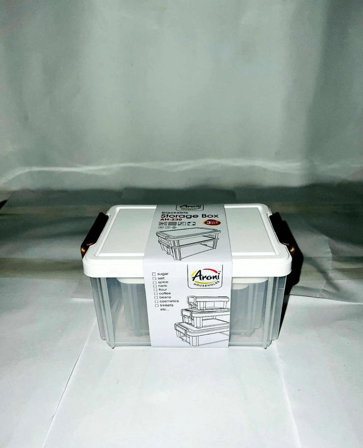 Food Container by Nomi Raja