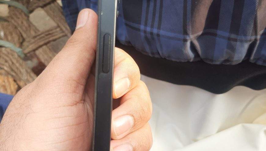 iphone 13 by Asif Rehmani