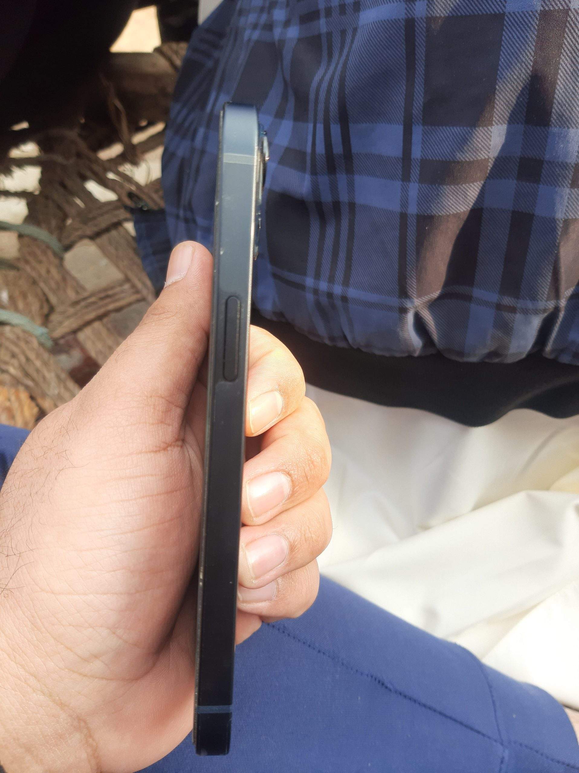 iphone 13 by Asif Rehmani