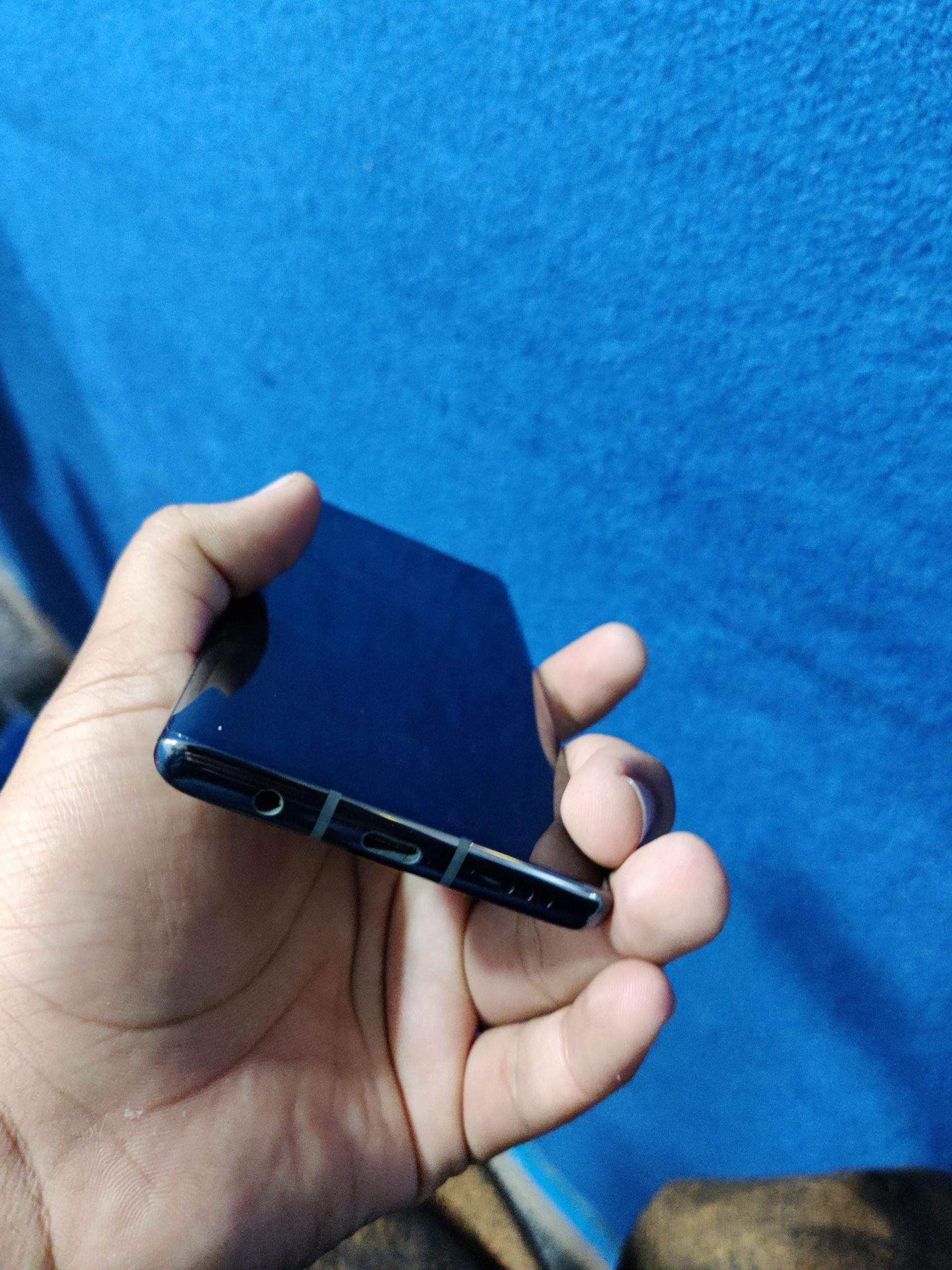 LG VELVET 5G T-MOBILE 6/128 GB 10/9.9,765 5G SANDRAGON 4300 MAH BATTER by Mobilestop. pk