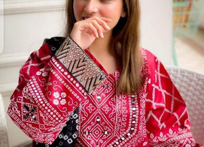 3pc women’s stitched slik chunri print suit by J/Z Hasni