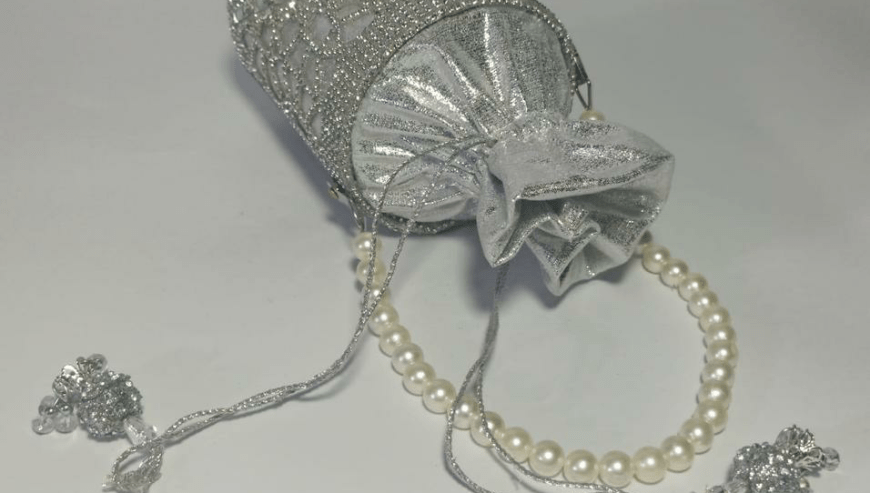 Bridal Fancy Bucket Clutch by Zohanali Ali