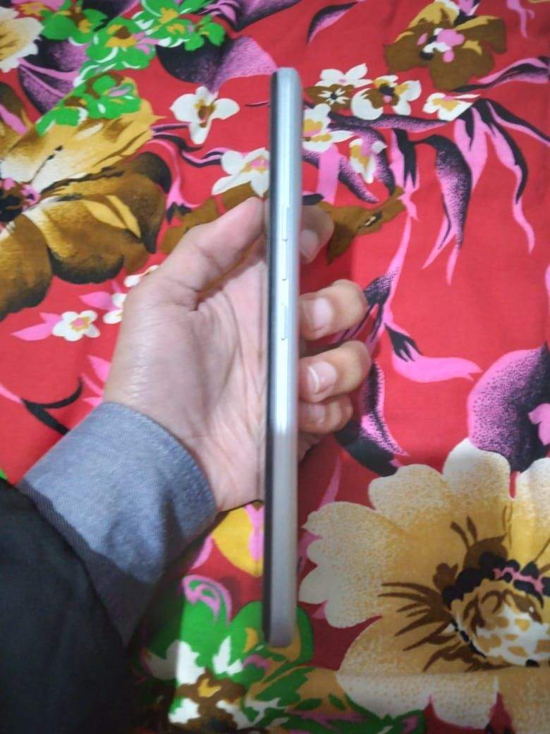 Tecno spark 8c with charger by Atif Ali