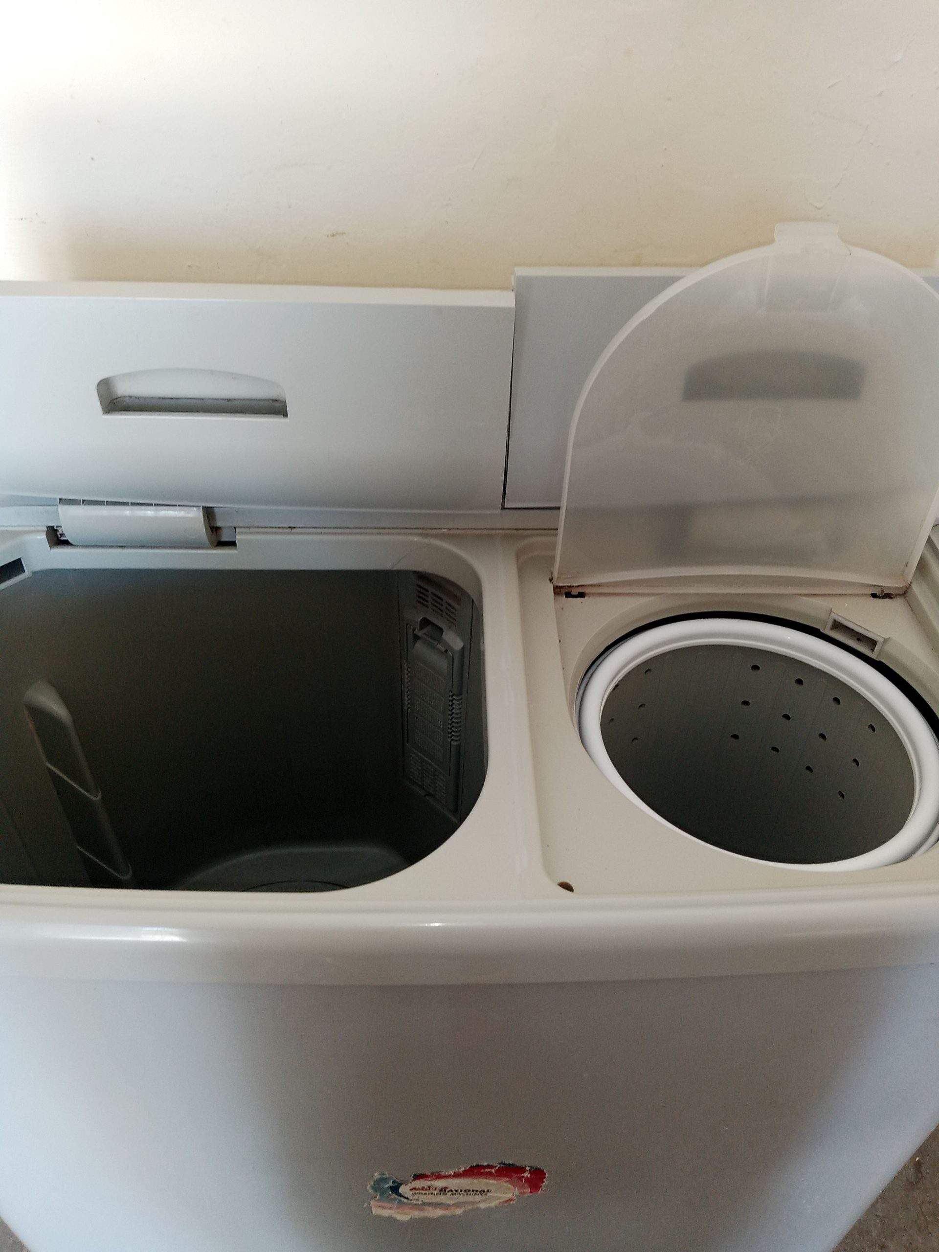 Washing machine by yasir nawaz