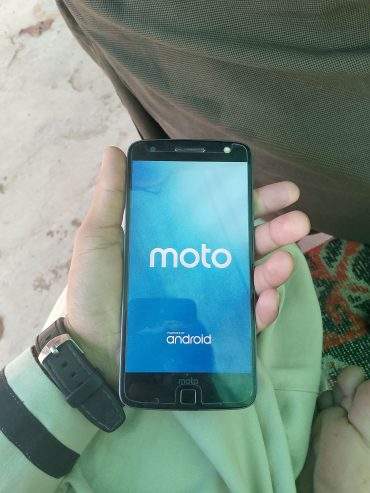 Moto z driod by Mubashir Ahmed