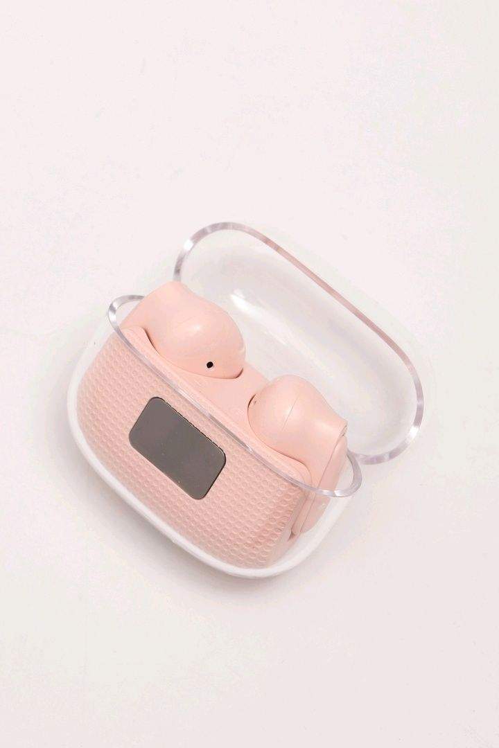 Airpuds by Abdullah Khan