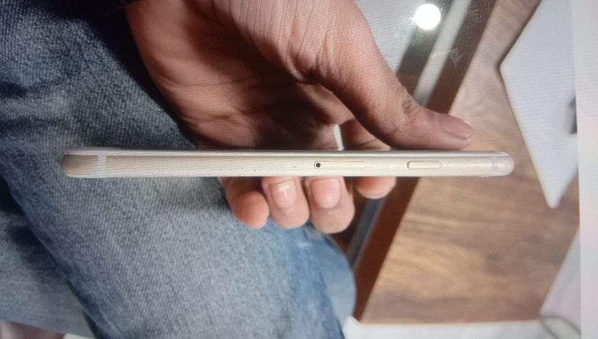 iPhone 6 by Hammad Ahmad