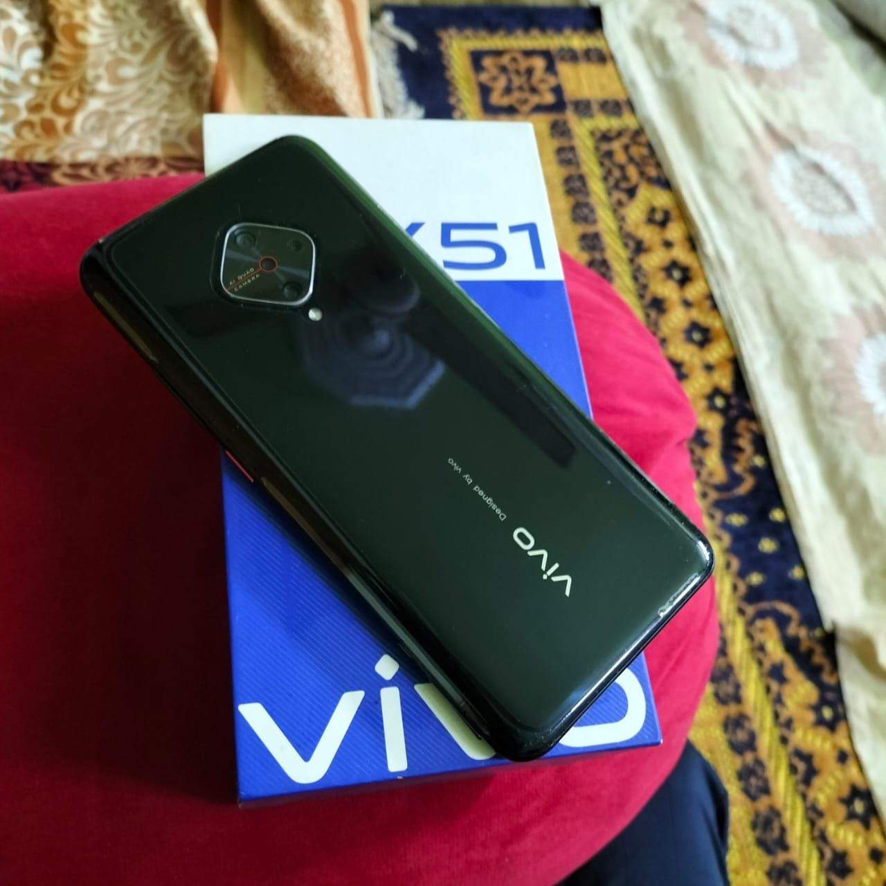 Vivo Y51 by Ahsan Hussain