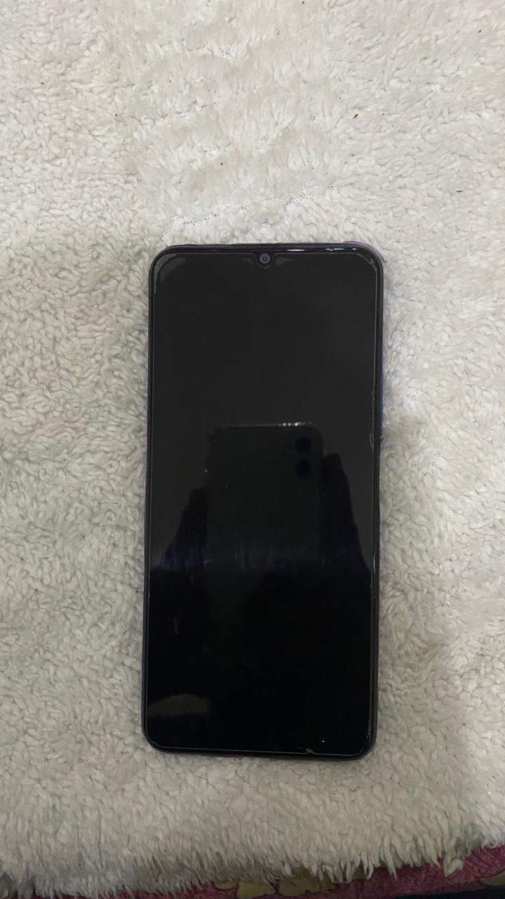 Vivo y31 by Aamir Shahzad