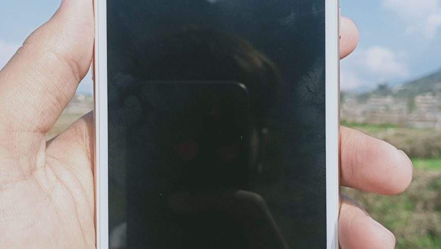 Iphone 8+ in 10/9.5 condition (64 GB)( JV) Everything geniune (price 3 by Huzifa Kha