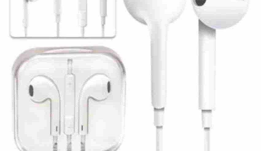 Apple Earphone With 3.5MM Headphone Plug by vincenzo craftsmanship