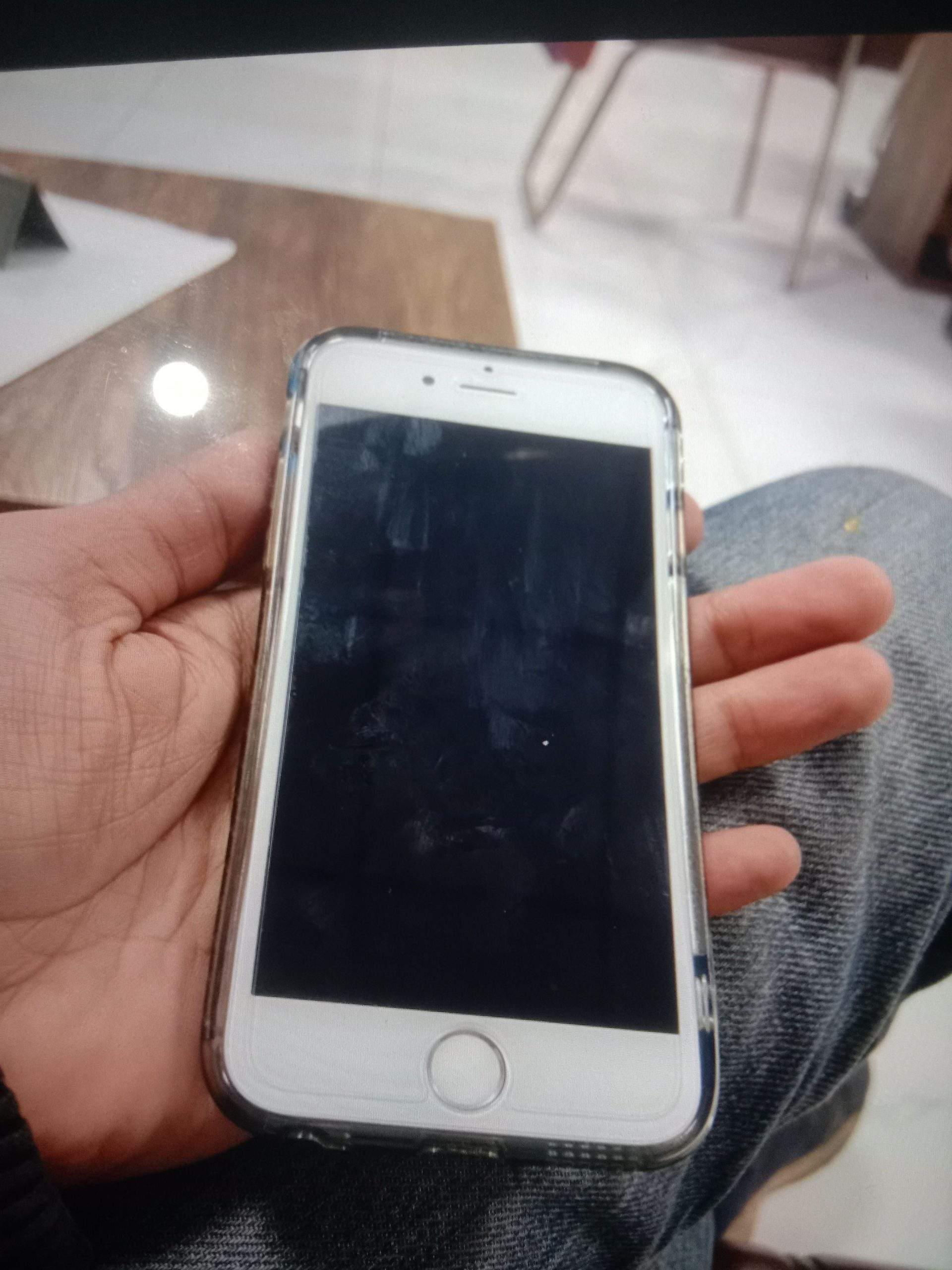 iPhone 6 by Hammad Ahmad