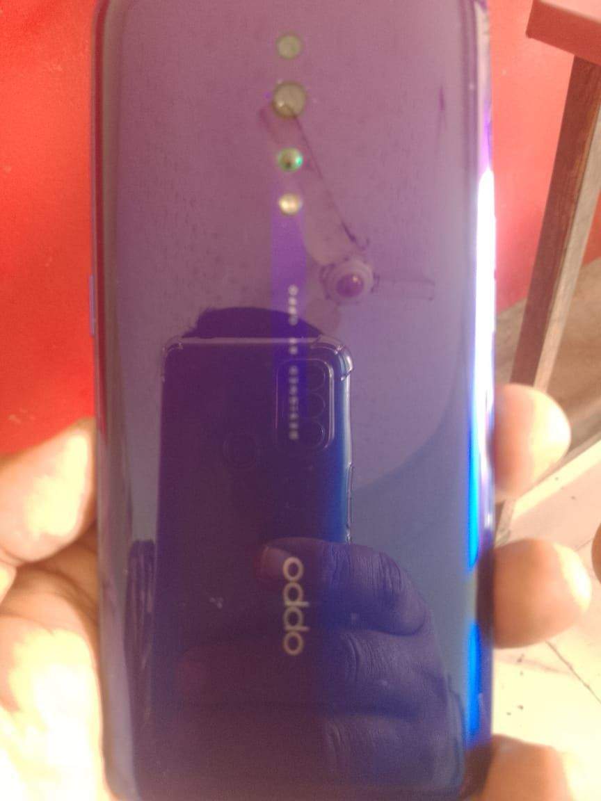 Oppo Rino Z 8GB Ram 256GB Room by S Azeem
