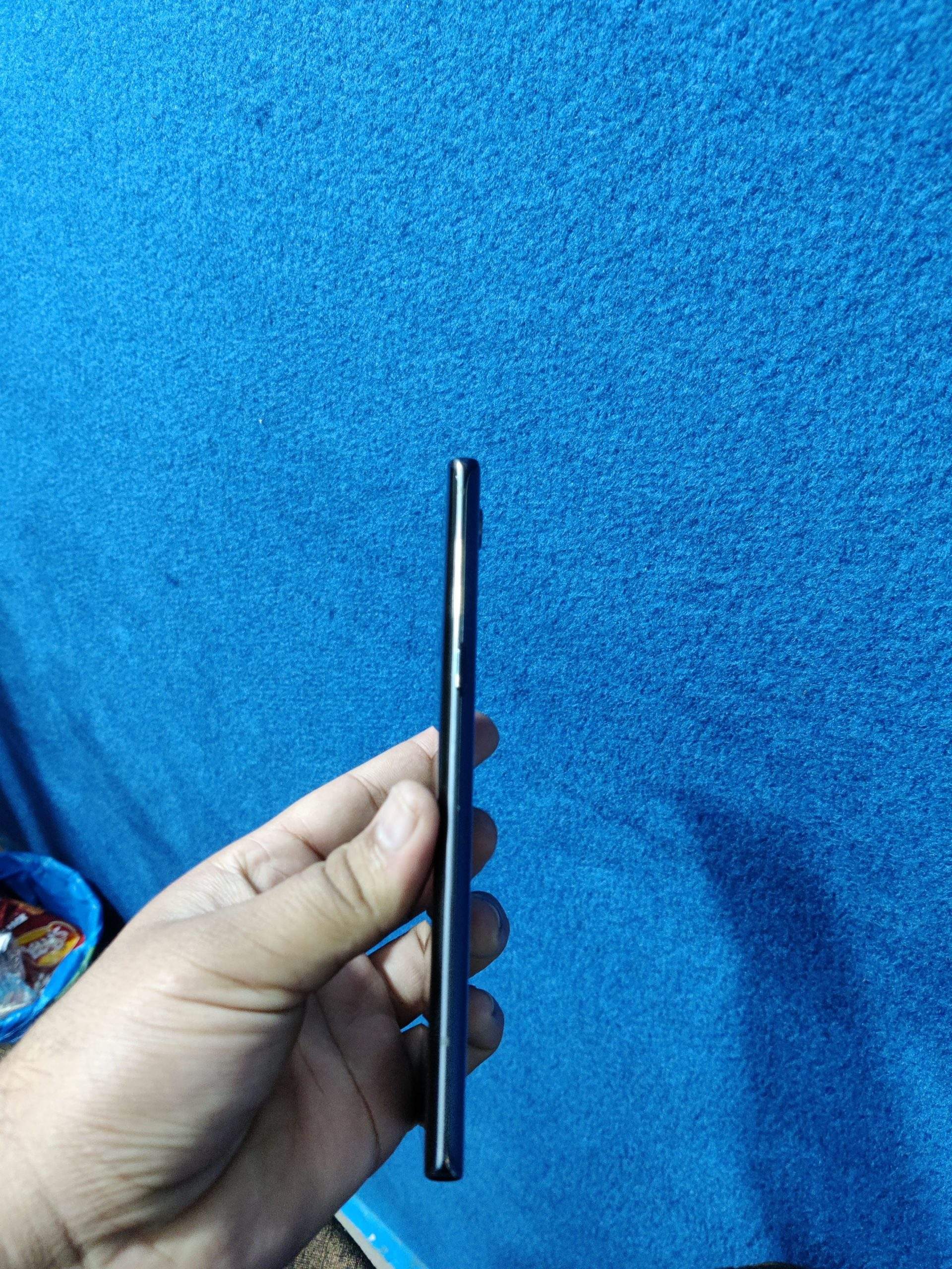 LG VELVET 5G T-MOBILE 6/128 GB 10/9.9,765 5G SANDRAGON 4300 MAH BATTER by Mobilestop. pk