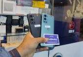 One Plus 5/5t/6 box pack/6t/7t/7pro/8/8t/9/9pro lush contition by Hassaan Rajpoot