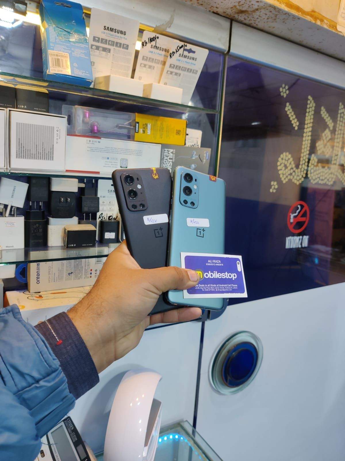 One Plus 5/5t/6 box pack/6t/7t/7pro/8/8t/9/9pro lush contition by Hassaan Rajpoot