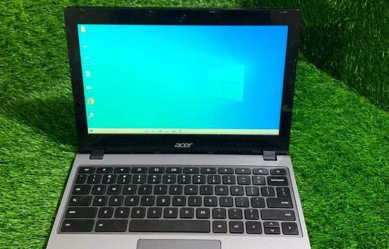 Acer C740 laptop by Ali raza shah