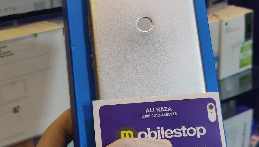 Huawie Mate 10 lite 4/64 , P20 lite 4/128, Nova 2 plus 4/128, Y7 prime by Ali Raza