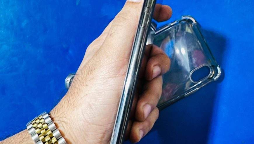 XS Max 512gb Factory Unlocked Non PTA by Âhtishàm Khán
