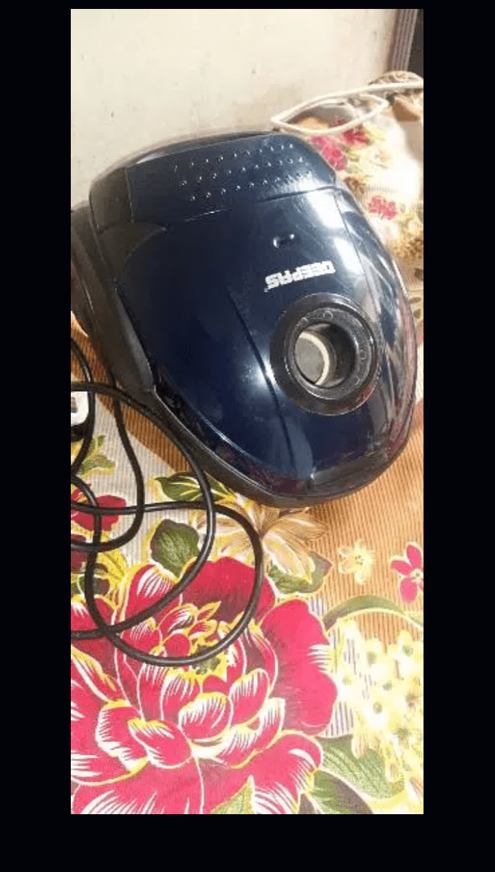 Vacuum cleaner by Musab hussain