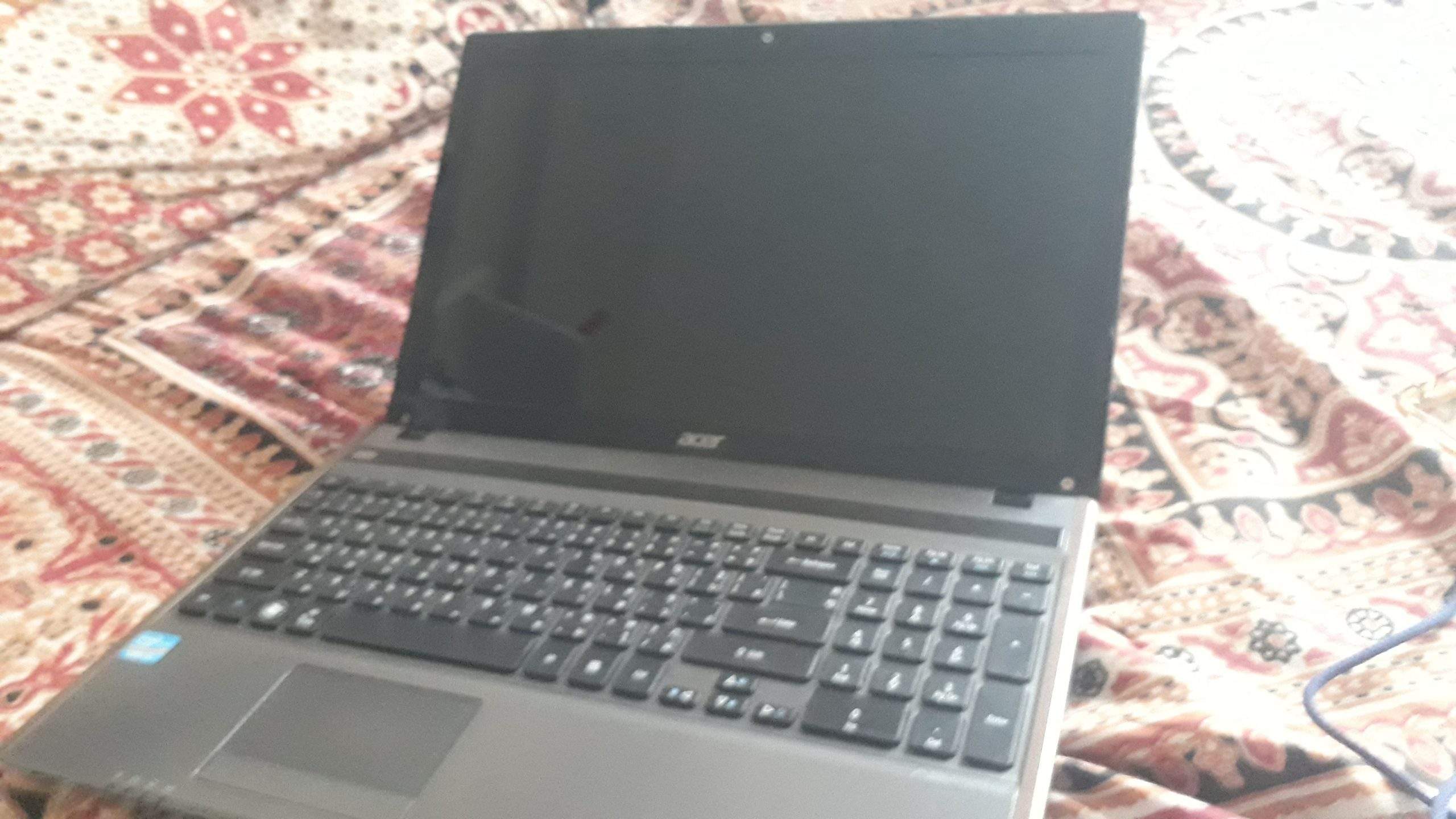 Acer aspire 5755 by Aarish Faisal