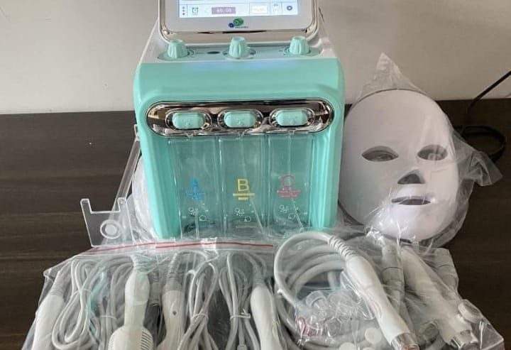 Hydera facial Machine for sale by Seemi Kamran