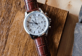 Men stylish watch diliver all pakistan. stock avaliable by S Store
