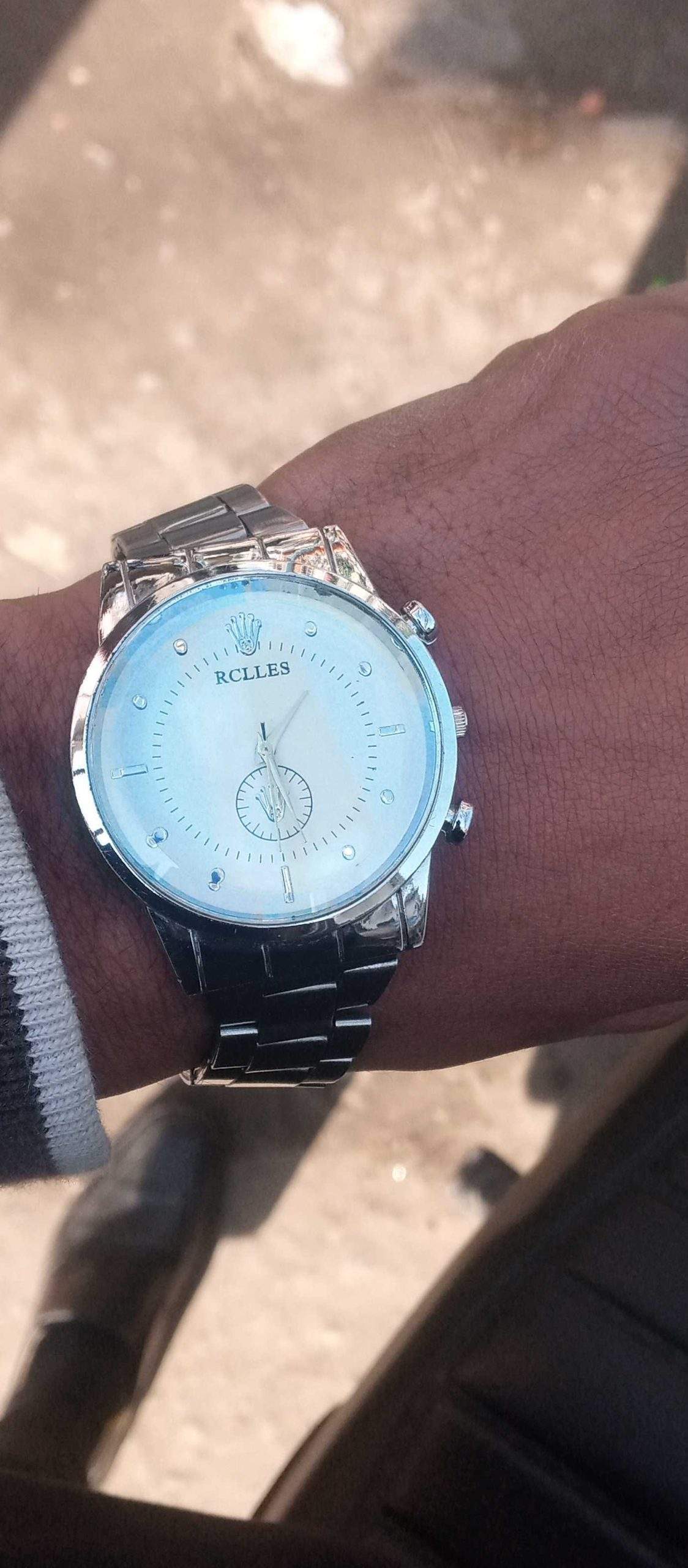 Watch ⌚ by Nasir Bhatti