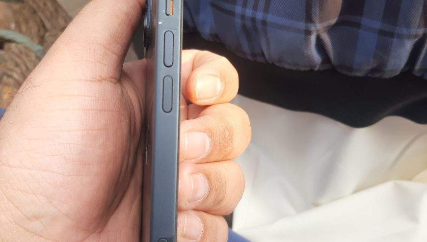 iphone 13 by Asif Rehmani