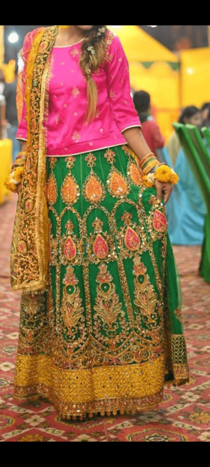 Mayon bridal lehnga by Amber Shehzor